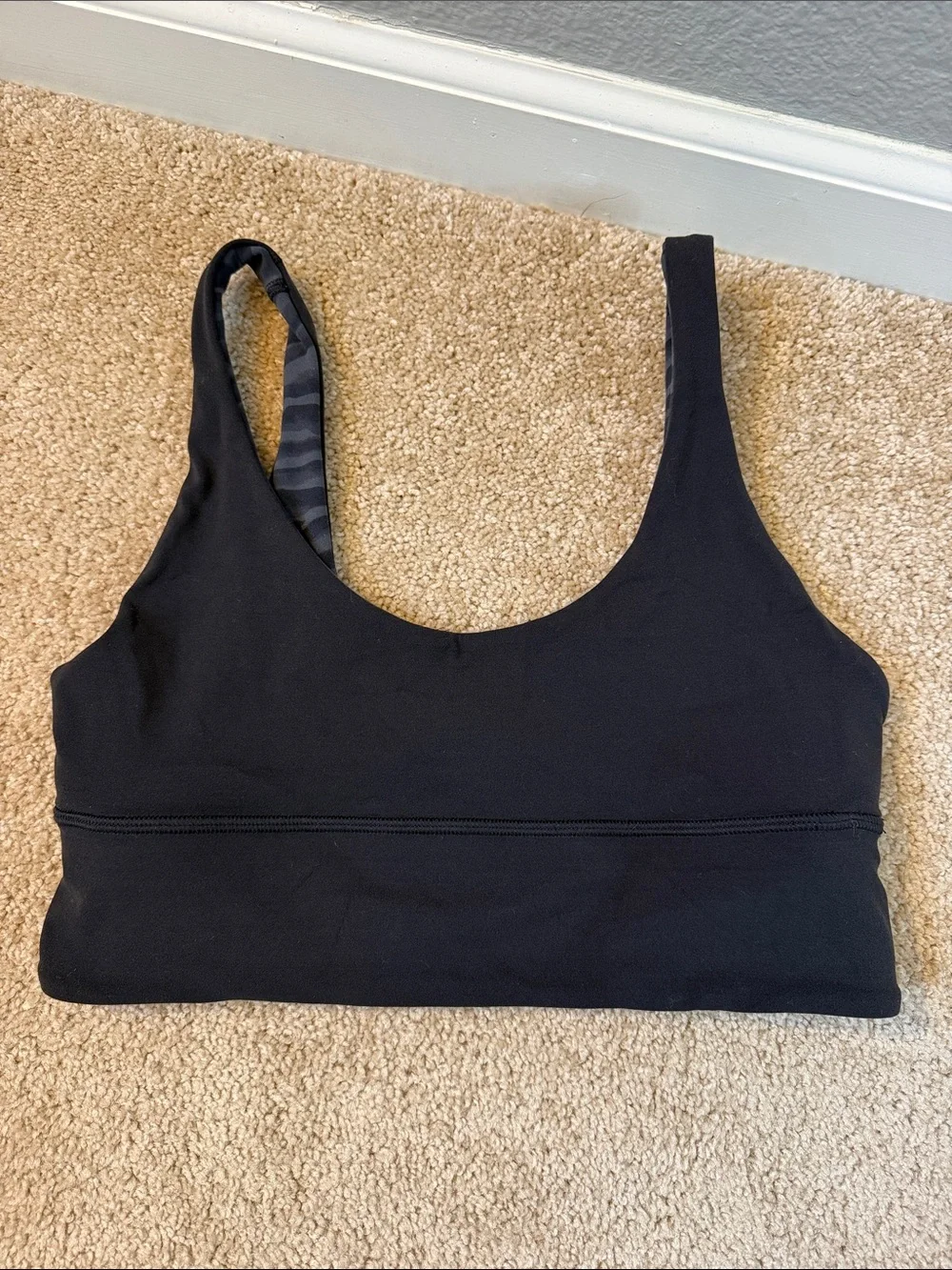 lululemon athletica Black & Charcoal Zebra-Print Sports Bra Reversible Size 8
